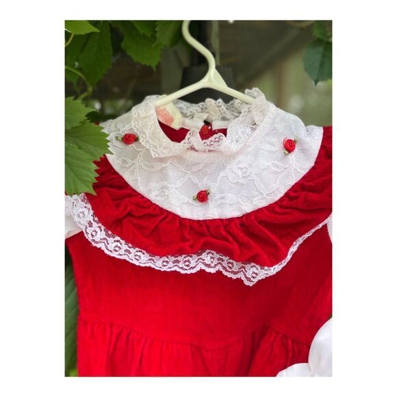 Vintage 80s Red Velvet Corduroy Romper Suit Formal White Lace One Piece Sz 3 - Picture 3 of 14